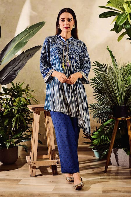 Rainas Chevron Pattern Kurta With Pant 