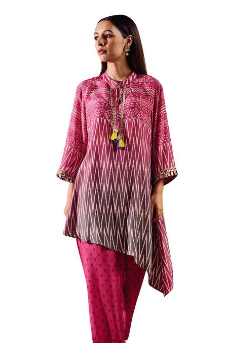 Buy Rainas Pink Cotton, Silk Round Neck Geometric Print Tunic With Pant Online at Aza Fashions Buy_Rainas_Pink Cotton, Silk Round Neck Geometric Print Tunic With Pant_Online_at_Aza_Fashions