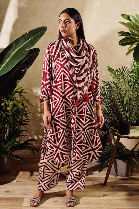 Rainas Geometric Print Straight Tunic & Pant Set 