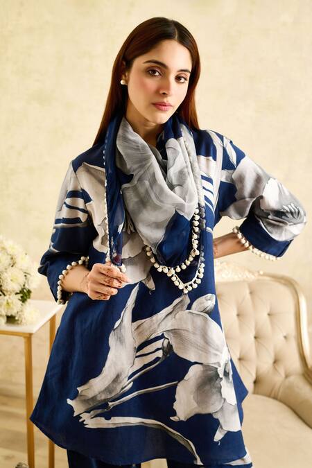 Rainas_Blue Linen, Chiffon Mandarin Collar Lily Print Tunic Pant Set _at_Aza_Fashions