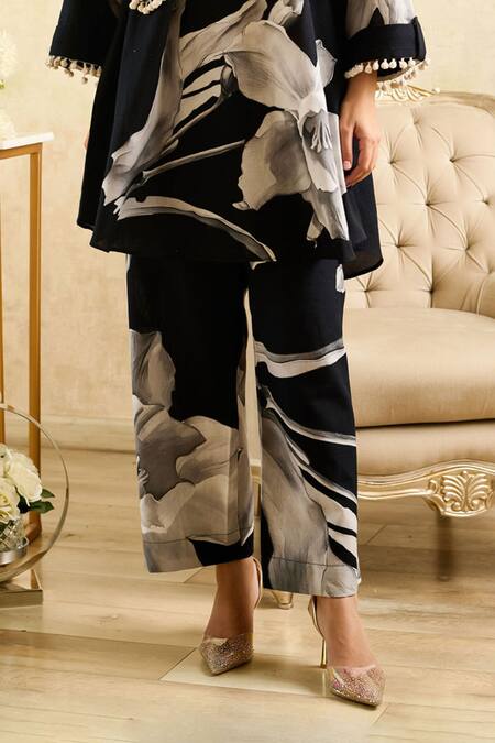 Buy Rainas Black Linen, Chiffon Lace Mandarin Collar Lily Flower Print Tunic Pant Set Online at Aza Fashions Buy_Rainas_Black Linen, Chiffon Lace Mandarin Collar Lily Flower Print Tunic Pant Set_Online_at_Aza_Fashions