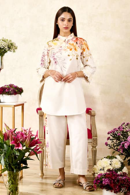 Rainas Off White Linen Printed Floral Bouquet Mandarin Collar Tunic With Pant 