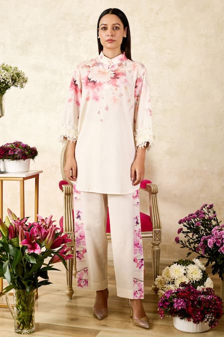 Rainas_Off White Linen Lace Mandarin Collar Lotus Print Tunic With Pant_at_Aza_Fashions