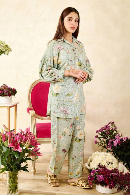 Buy_Rainas_Green Georgette Sequins Shawl Neck Garden Print Shirt With Pant