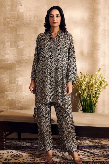 Rainas Black Georgette Embroidered Mandarin Printed Tunic And Pant Set 