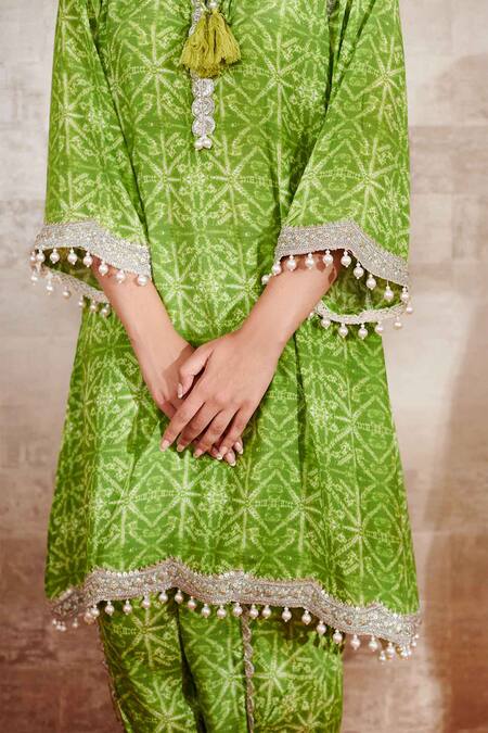 Buy Rainas Green Cotton, Silk Gota Patti Round Neck Geometric Print Kurta Pant Set Online at Aza Fashions Buy_Rainas_Green Cotton, Silk Gota Patti Round Neck Geometric Print Kurta Pant Set_Online_at_Aza_Fashions