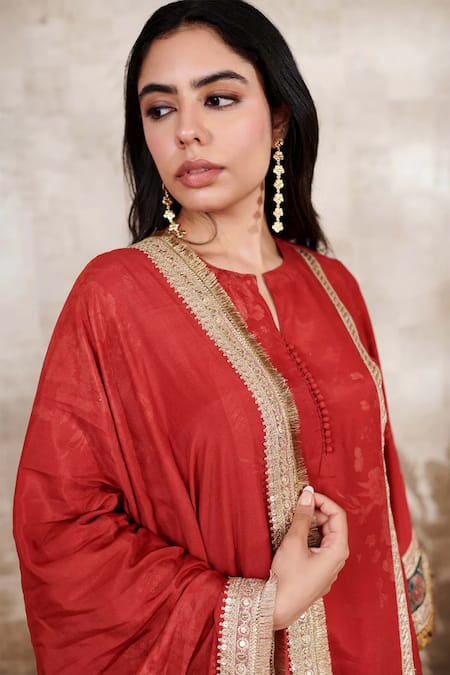 Rainas Red Cotton, Silk Lace, Embroidery Split V-neck Kurta Pant Set Online at Aza Fashions Rainas_Red Cotton, Silk Lace, Embroidery Split V-neck Kurta Pant Set _Online_at_Aza_Fashions