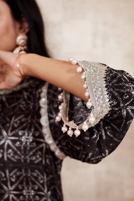 Buy Rainas Black Cotton, Silk Lace Round Neck Geometric Print Embroidered Kurta And Pant Set Online at Aza Fashions Buy_Rainas_Black Cotton, Silk Lace Round Neck Geometric Print Embroidered Kurta And Pant Set_Online_at_Aza_Fashions