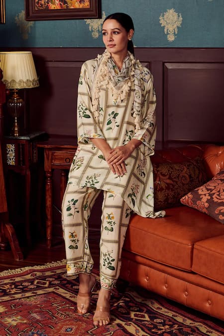 Rainas Botanic Flora Print Kurta Pant Set 