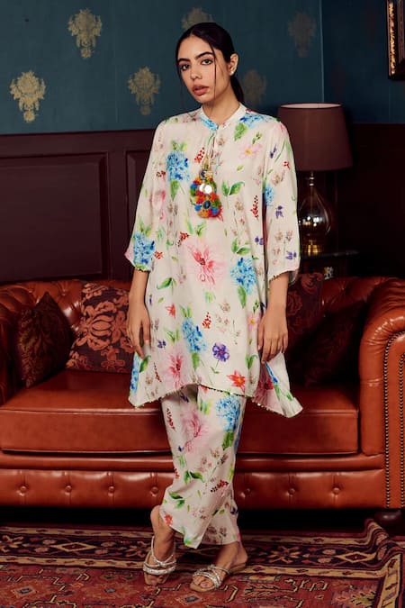 Rainas Florin Print Asymmetric Kurta With Pant 