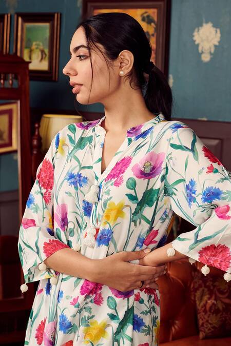 Rainas White Cotton, Silk Pearls Collared Persian Fleur Print Kurta With Pant Online at Aza Fashions Rainas_White Cotton, Silk Pearls Collared Persian Fleur Print Kurta With Pant_Online_at_Aza_Fashions