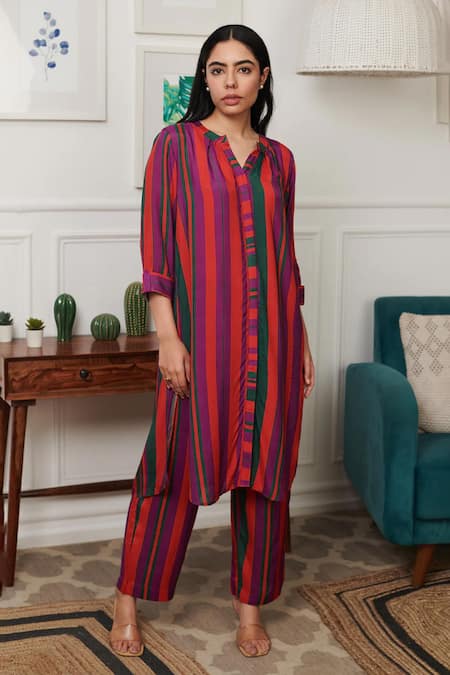 Shop Rainas Pink Cotton, Silk Round Neck Stripe Mania Print Kurta With Pant at Aza Fashions Shop_Rainas_Pink Cotton, Silk Round Neck Stripe Mania Print Kurta With Pant_at_Aza_Fashions
