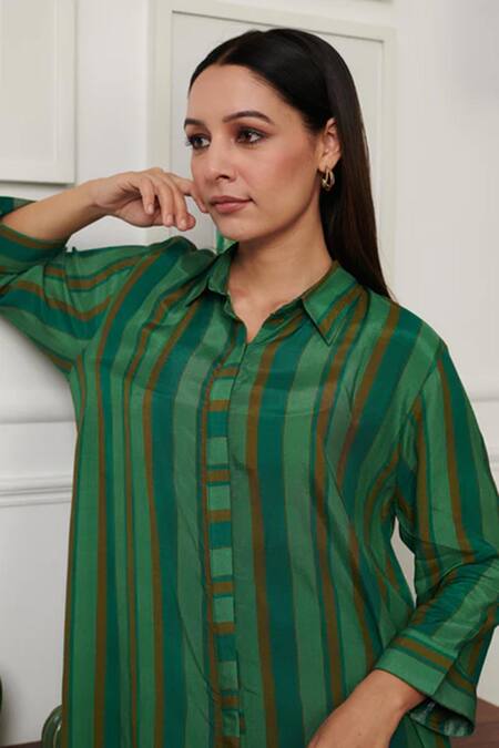 Rainas Green Cotton, Silk Collared Bar Stripe Mania Print Kurta With Pant Online at Aza Fashions Rainas_Green Cotton, Silk Collared Bar Stripe Mania Print Kurta With Pant_Online_at_Aza_Fashions