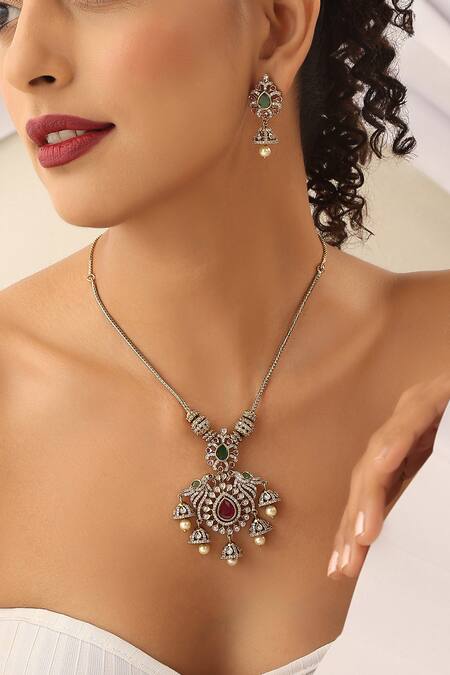 Buy_SUIKALA_Red Diamonds, Stones Victorian Polki Embellished Necklace Set _Online_at_Aza_Fashions