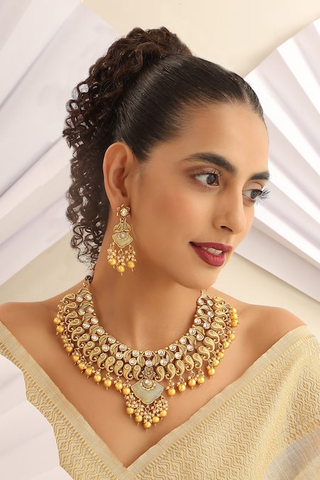 MUDRA LUXE Gold Plated Pearl Paisley Carved Motif Necklace Set 