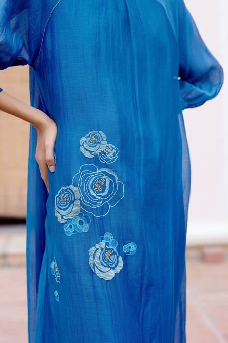 Buy_Vaayu_Blue Muslin, Cotton Embroidery Boat Neck Floral Thread Midi Dress