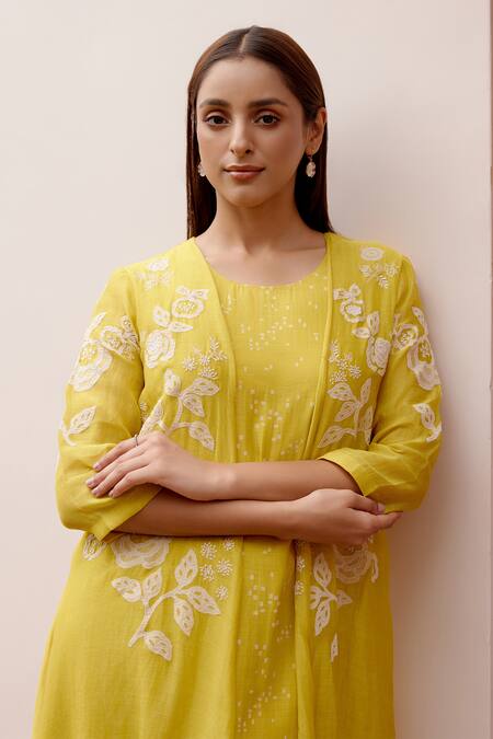 Vaayu Yellow Muslin, Cotton Embroidery Round Neck Printed Floral Jacket Dress at Aza Fashions Vaayu_Yellow Muslin, Cotton Embroidery Round Neck Printed Floral Jacket Dress _at_Aza_Fashions