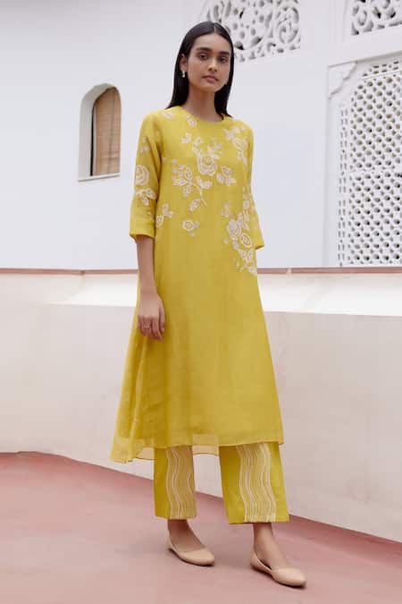 Vaayu Yellow Muslin, Cotton Embroidery Round Neck Floral Applique Kurta And Pant Set Online at Aza Fashions Vaayu_Yellow Muslin, Cotton Embroidery Round Neck Floral Applique Kurta And Pant Set _Online_at_Aza_Fashions