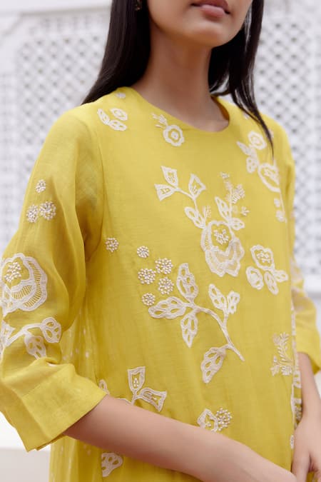 Shop Vaayu Yellow Muslin, Cotton Embroidery Round Neck Floral Applique Kurta And Pant Set Online at Aza Fashions Shop_Vaayu_Yellow Muslin, Cotton Embroidery Round Neck Floral Applique Kurta And Pant Set _Online_at_Aza_Fashions