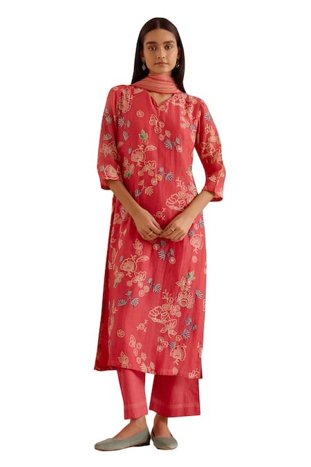 Buy_Vaayu_Pink Muslin, Cotton Embroidery V-neck Floral Kantha Kurta Pant Set _Online_at_Aza_Fashions