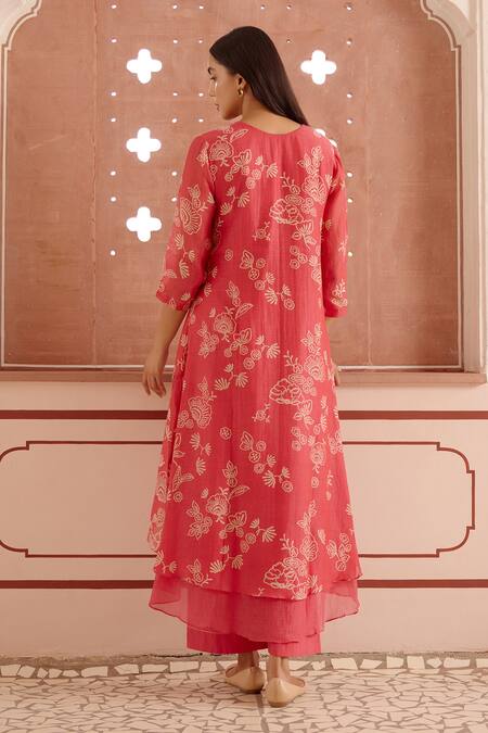 Shop_Vaayu_Pink Muslin, Cotton Embroidery Round Neck Floral Print Kurta And Pant Set_at_Aza_Fashions