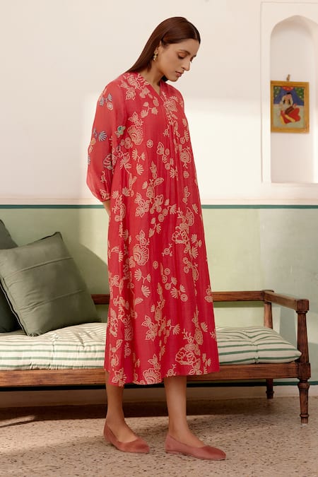 Buy Vaayu Pink Muslin, Cotton Embroidery V-neck Floral Print Midi Dress Online at Aza Fashions Buy_Vaayu_Pink Muslin, Cotton Embroidery V-neck Floral Print Midi Dress _Online_at_Aza_Fashions