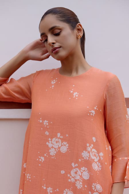 Vaayu_Peach Muslin, Cotton Embroidery Round Neck Floral Thread Dress _at_Aza_Fashions