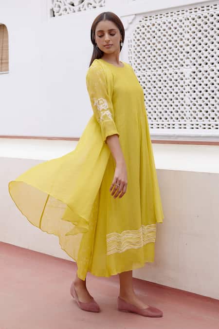 Shop Vaayu Yellow Muslin, Cotton Embroidery Round Neck Floral Jacket Dress Online at Aza Fashions Shop_Vaayu_Yellow Muslin, Cotton Embroidery Round Neck Floral Jacket Dress _Online_at_Aza_Fashions