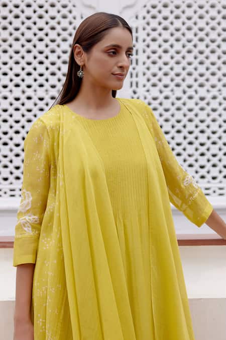 Buy Vaayu Yellow Muslin, Cotton Embroidery Round Neck Floral Jacket Dress Buy_Vaayu_Yellow Muslin, Cotton Embroidery Round Neck Floral Jacket Dress