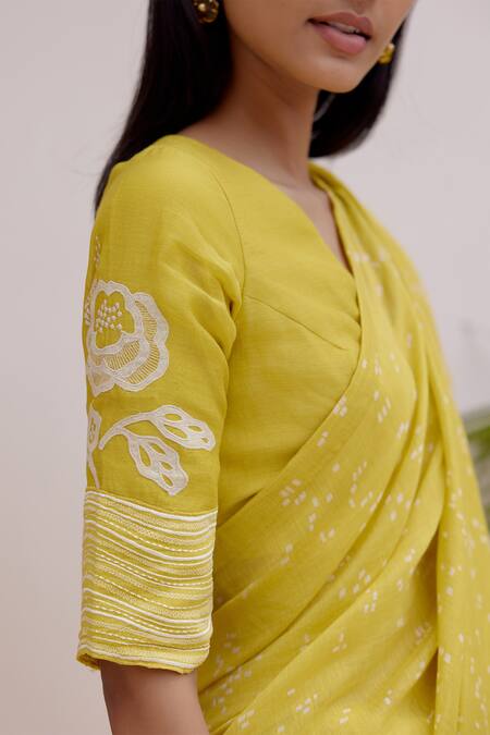 Shop_Vaayu_Yellow Muslin Cotton Embroidered Applique Citrine Printed Saree With Blouse