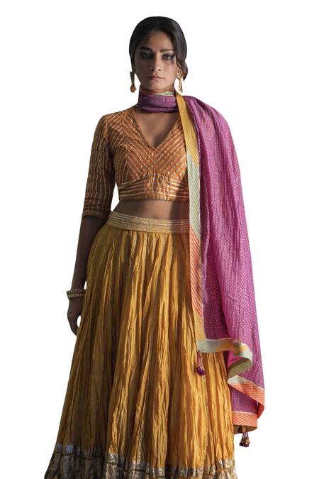 Buy Swatti Kapoor Purple Chanderi Tassels Bijul Handwoven Foil Print Dupatta Buy_Swatti Kapoor_Purple Chanderi Tassels Bijul Handwoven Foil Print Dupatta