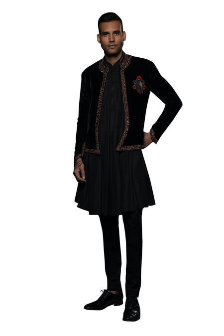 Rohit Bal Black Velvet, Silk Zari, Beads, Embroidery Zardozi Border Jacket Online at Aza Fashions Rohit Bal_Black Velvet, Silk Zari, Beads, Embroidery Zardozi Border Jacket _Online_at_Aza_Fashions