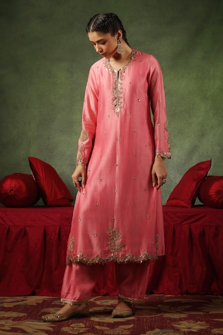 Buy_Label Niti Bothra_Pink Chanderi Silk Embroidery, Sequins, Ambi Buta Zardozi Kurta And Pant Set _Online_at_Aza_Fashions