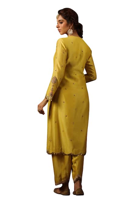 Label Niti Bothra_Yellow Chanderi Silk Zari, Sequins, Ambi Buta Paisley Kurta And Pant Set _Online_at_Aza_Fashions