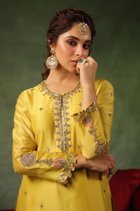Shop_Label Niti Bothra_Yellow Chanderi Silk Zari, Sequins, Ambi Buta Paisley Kurta And Pant Set _Online_at_Aza_Fashions