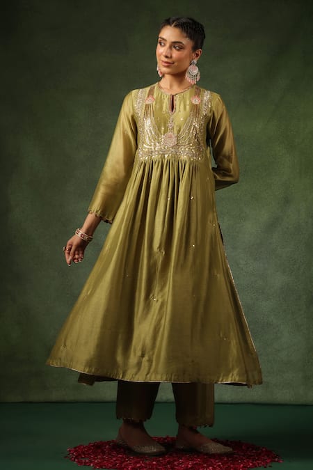 Label Niti Bothra_Green Chanderi Silk Sequins, Embroidery, Zari Zardozi Gathered Kurta Set _at_Aza_Fashions