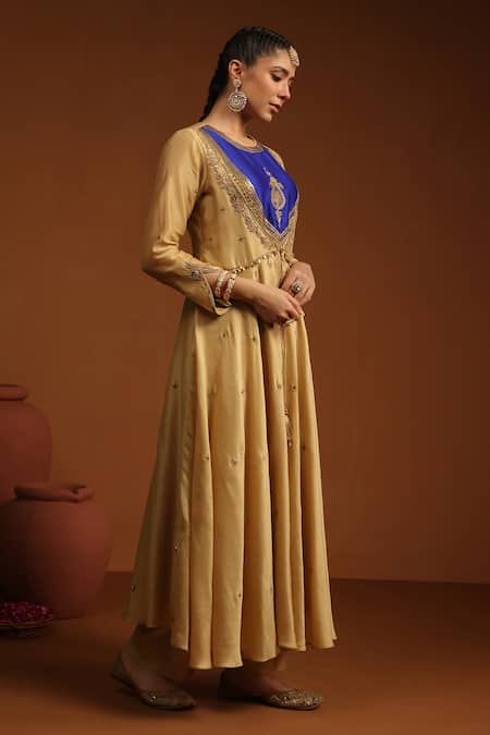 Label Niti Bothra_Gold Chanderi Silk Zari, Sequins, Tassels Floral Zardozi Anarkali And Pant Set _at_Aza_Fashions