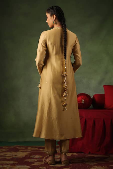 Shop_Label Niti Bothra_Gold Chanderi Silk Sequins, Zari, Embroidery Round Leaf Butta Kurta And Pant Set _at_Aza_Fashions