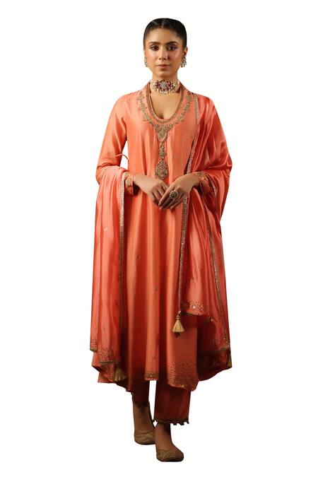 Label Niti Bothra Peach Chanderi Silk Embroidery, Sequins, Zari Paan Butta Zardozi And Kurta Set at Aza Fashions Label Niti Bothra_Peach Chanderi Silk Embroidery, Sequins, Zari Paan Butta Zardozi And Kurta Set _at_Aza_Fashions