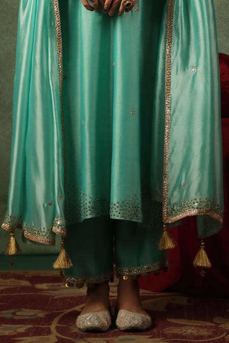 Shop Label Niti Bothra Blue Chanderi Silk Sequins, Zari, Embroidery Zardozi Leaf Kurta And Pant Shop_Label Niti Bothra_Blue Chanderi Silk Sequins, Zari, Embroidery Zardozi Leaf Kurta And Pant