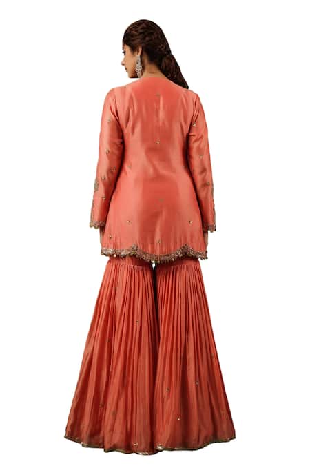 Label Niti Bothra Peach Chanderi Silk Sequins, Zari Round Floral Embroidered Kurta Sharara Set Online at Aza Fashions Label Niti Bothra_Peach Chanderi Silk Sequins, Zari Round Floral Embroidered Kurta Sharara Set _Online_at_Aza_Fashions
