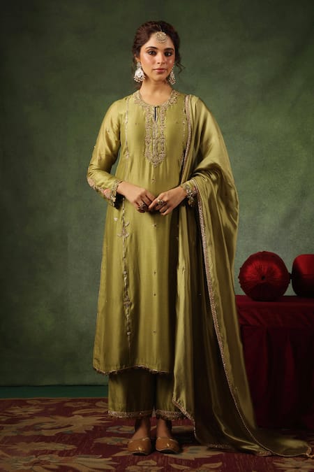 Label Niti Bothra Zardozi Embroidered Kurta Set 