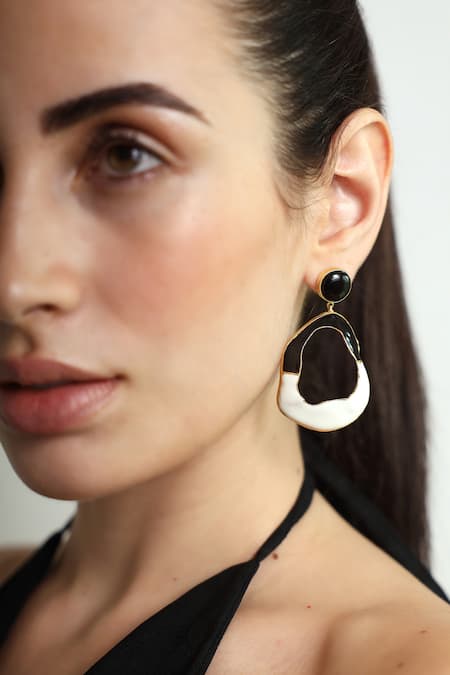 Varnika Arora Black Embroidery Saline Color Block Enameled Earrings Online at Aza Fashions Varnika Arora_Black Embroidery Saline Color Block Enameled Earrings _Online_at_Aza_Fashions