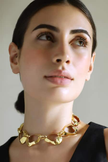 Varnika Arora Ebb Abstract Motif Necklace 