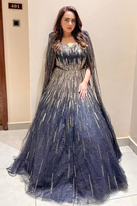 Buy_Chaashni By Maansi And Ketan_Black Net Sequins, Beads Sweetheart Cutdana Stripe Embellished Cape With Gown 