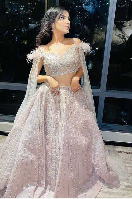 Shop Chaashni By Maansi And Ketan Pink Organza Feathers Sweetheart Neck Sequin Embroidered Lehenga Blouse Set Online at Aza Fashions Shop_Chaashni By Maansi And Ketan_Pink Organza Feathers Sweetheart Neck Sequin Embroidered Lehenga Blouse Set _Online_at_Aza_Fashions