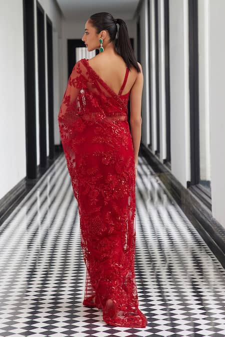 Istya Tonal Floral Embroidered Saree With Blouse 