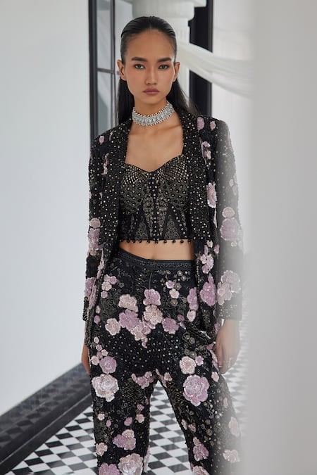 Istya Floral Patchwork Embroidered Jacket Set