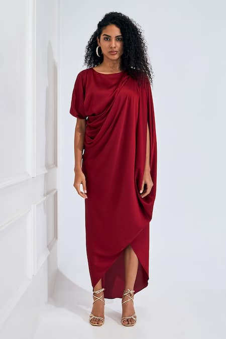 NA-KA_Red Satin Round Neck Plead Detailed Solid Dress _Online_at_Aza_Fashions