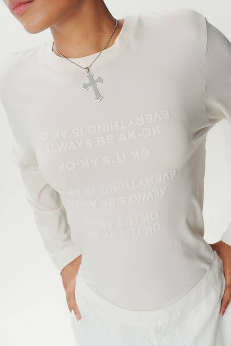 Buy_AK-OK_White Cotton Round Neck Calligraphic Embossed T-shirt 